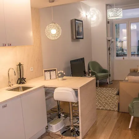 Apartment Dc 2 *