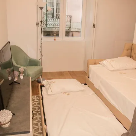 Apartment Dc 2 *